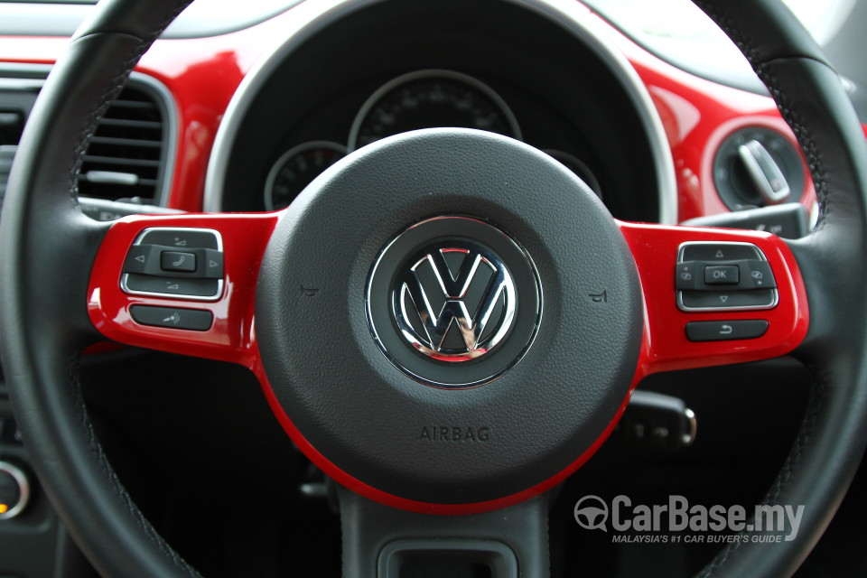 Volkswagen Beetle A5 (2012) Interior