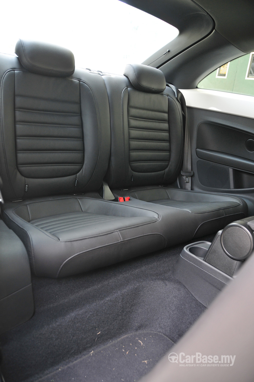Volkswagen Beetle A5 (2012) Interior