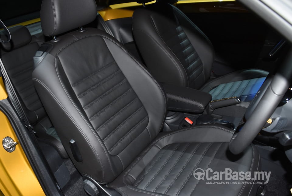 Volkswagen Beetle A5 (2012) Interior
