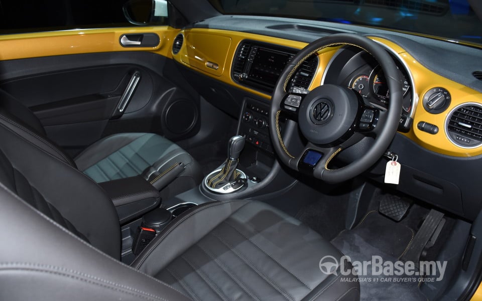 Volkswagen Beetle A5 (2012) Interior