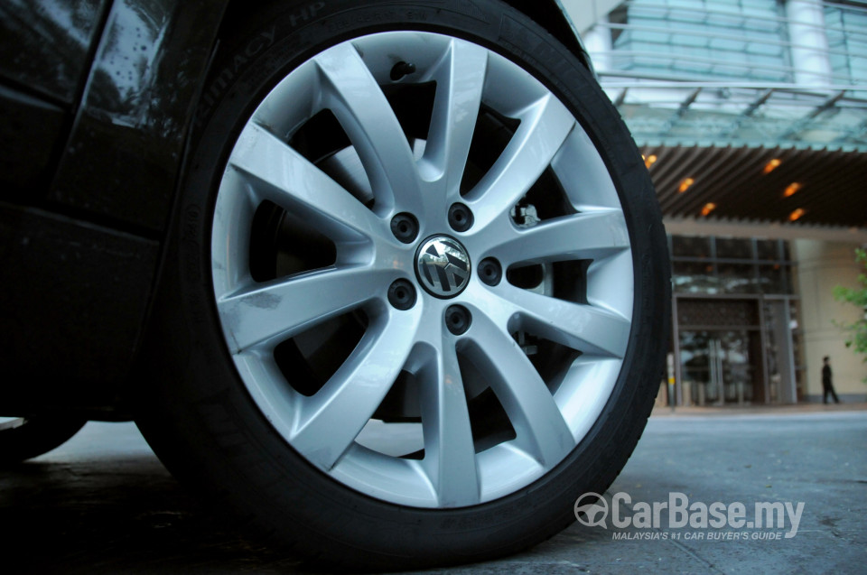Volkswagen Scirocco Mk3 (2009) Exterior
