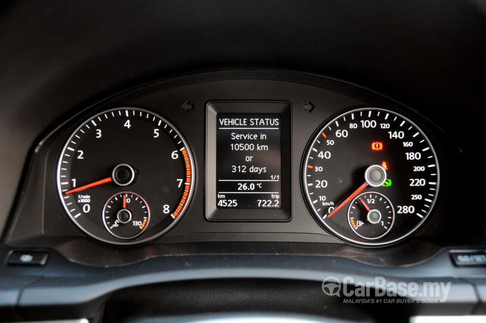 Volkswagen Scirocco Mk3 (2009) Interior