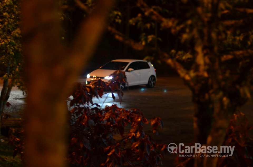 Volkswagen Golf GTI Mk7 (2013) Exterior