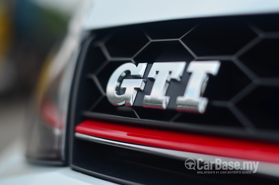 Volkswagen Golf GTI Mk7 (2013) Exterior