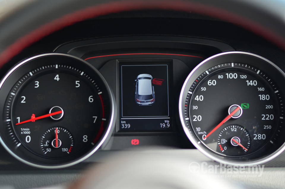 Volkswagen Golf GTI Mk7 (2013) Interior