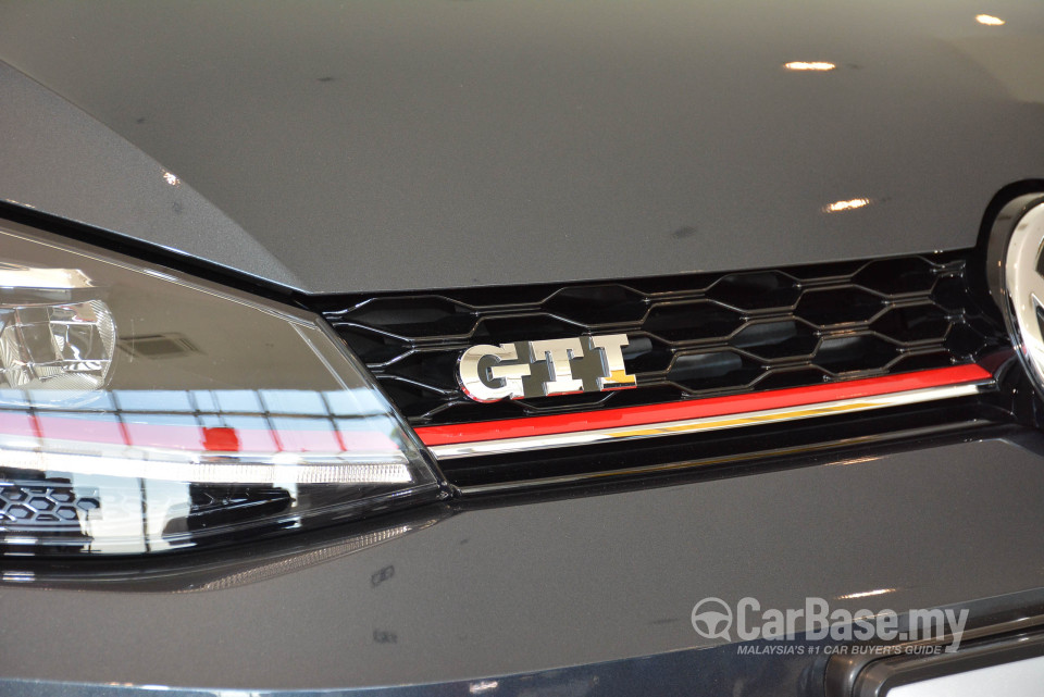 Volkswagen Golf GTI Mk7.5 (2018) Exterior