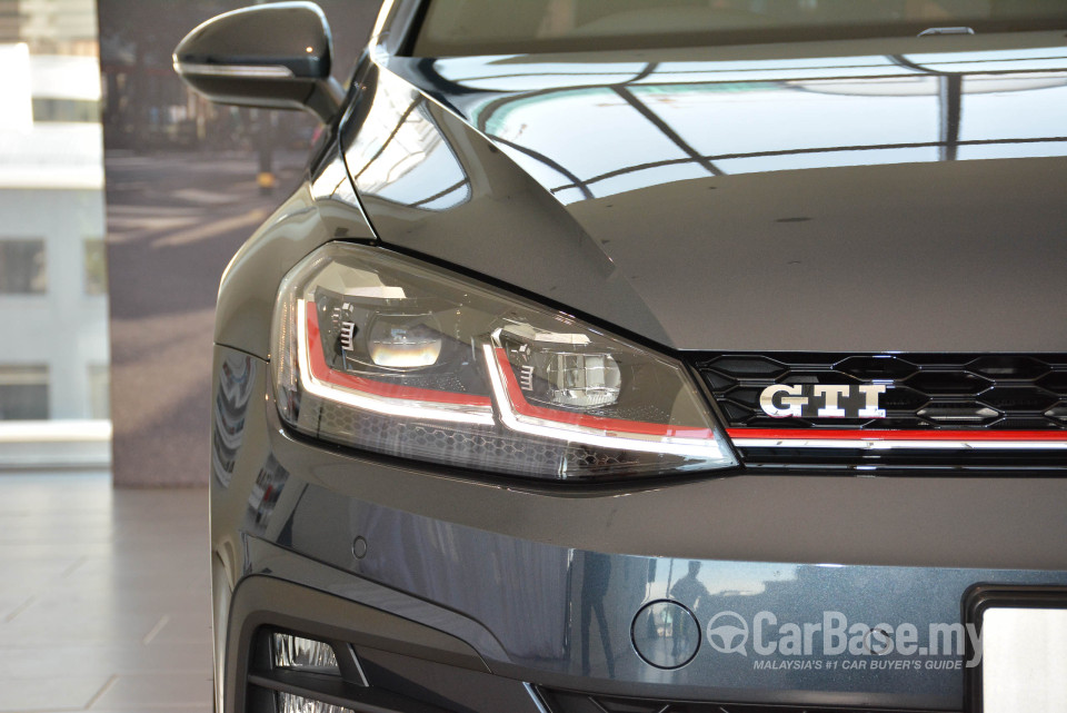 Volkswagen Golf GTI Mk7.5 (2018) Exterior