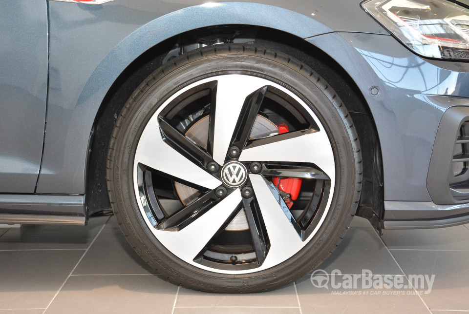 Volkswagen Golf GTI Mk7.5 (2018) Exterior