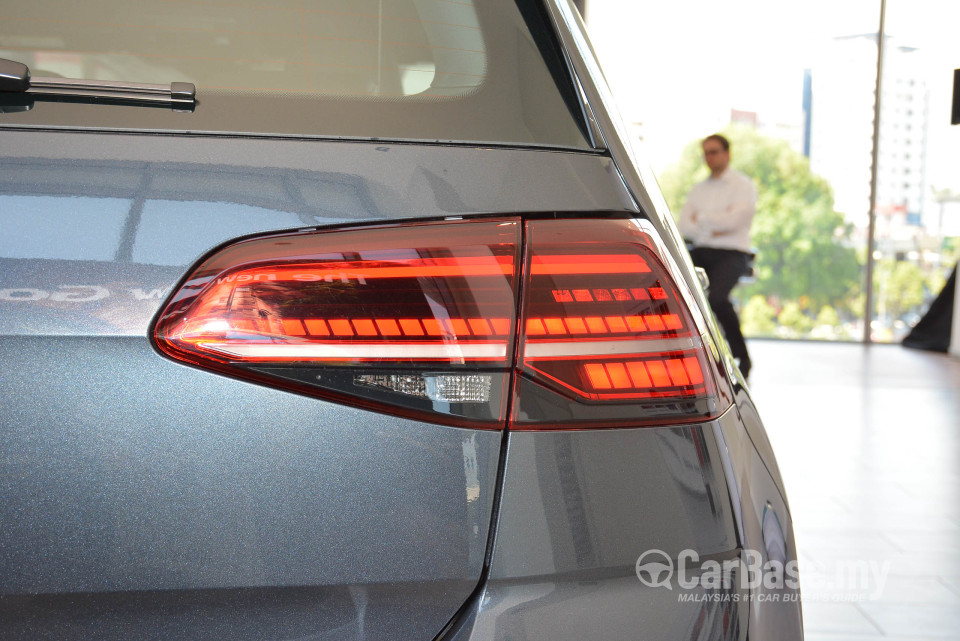 Volkswagen Golf GTI Mk7.5 (2018) Exterior