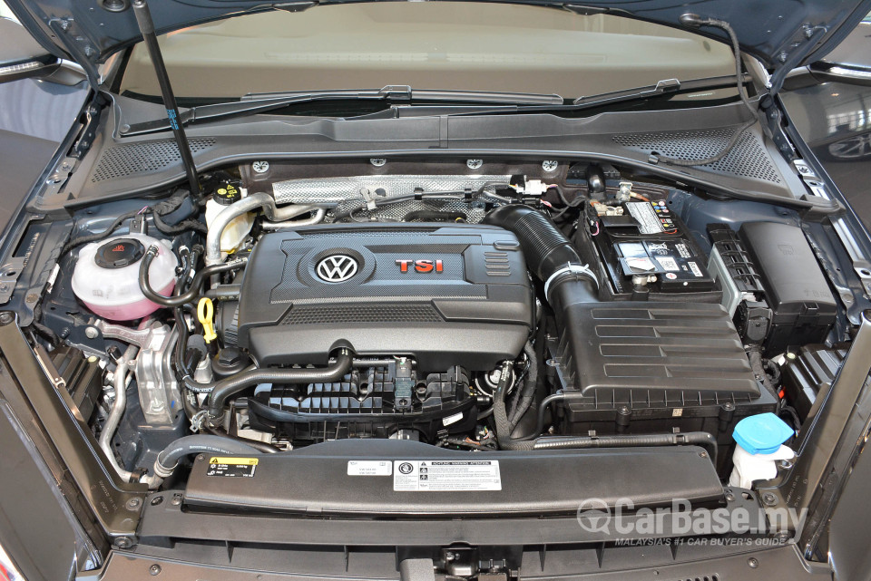 Volkswagen Golf GTI Mk7.5 (2018) Exterior