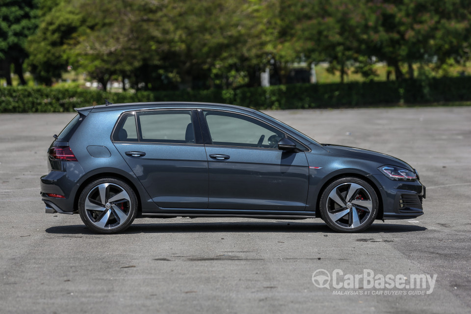Volkswagen Golf GTI Mk7.5 (2018) Exterior