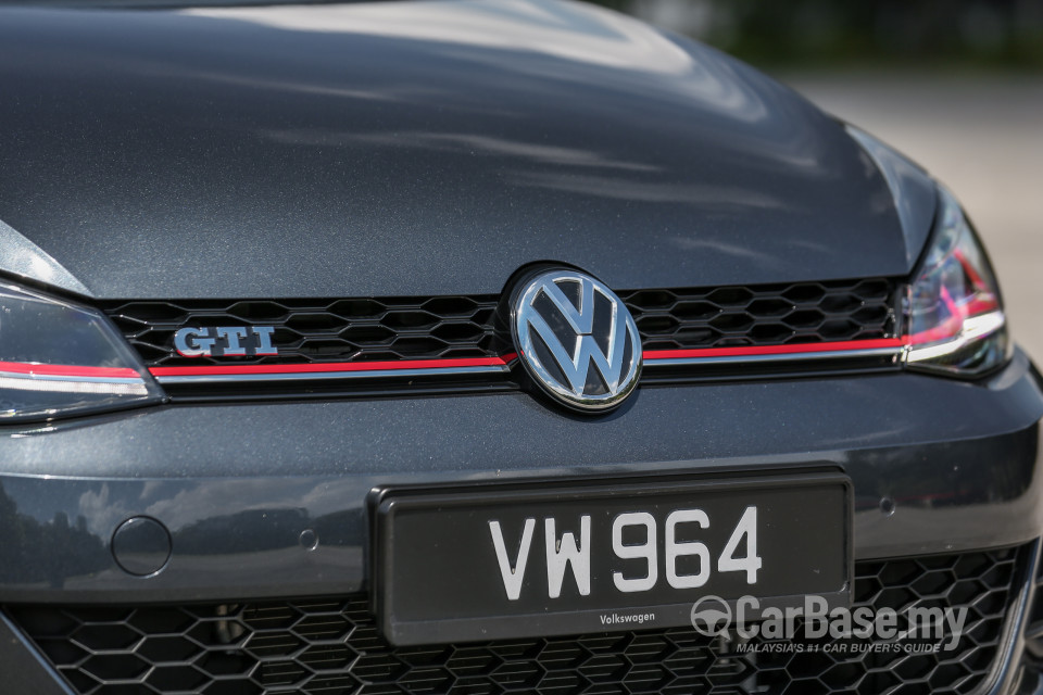 Volkswagen Golf GTI Mk7.5 (2018) Exterior