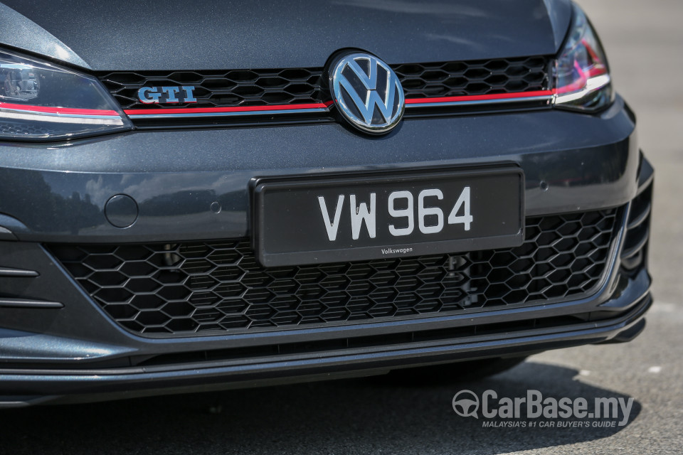 Volkswagen Golf GTI Mk7.5 (2018) Exterior