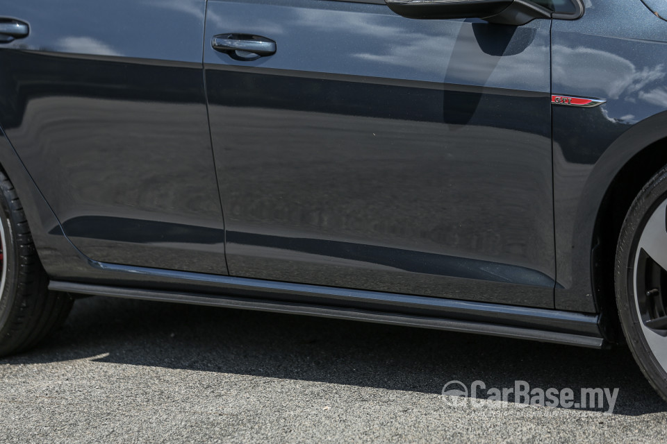 Volkswagen Golf GTI Mk7.5 (2018) Exterior