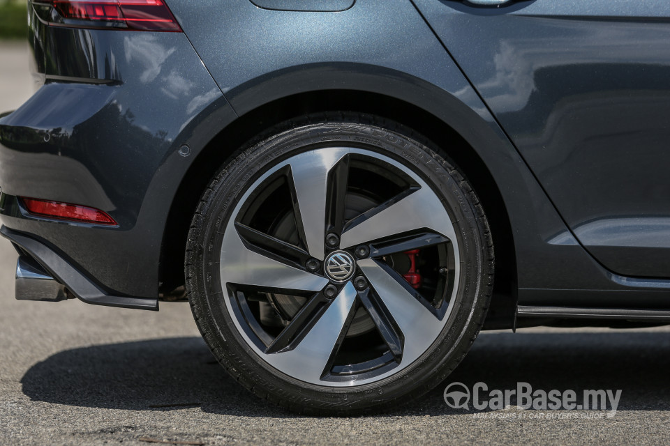 Volkswagen Golf GTI Mk7.5 (2018) Exterior