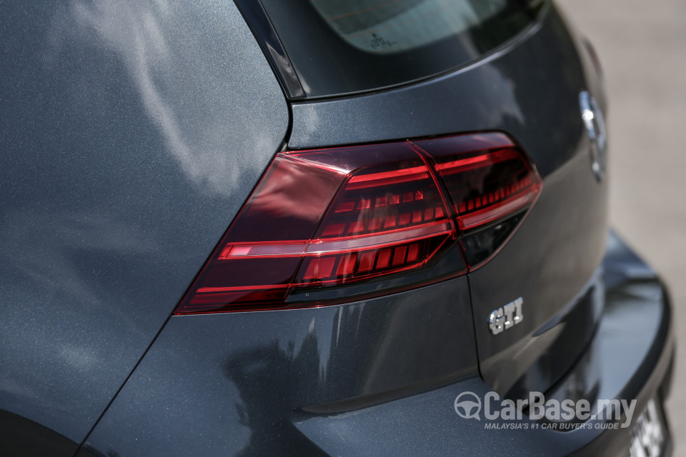 Volkswagen Golf GTI Mk7.5 (2018) Exterior