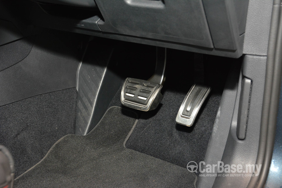 Volkswagen Golf GTI Mk7.5 (2018) Interior