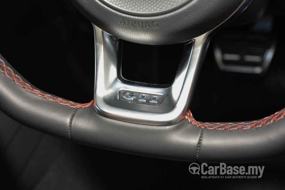 Volkswagen Golf GTI Mk7.5 (2018) Interior