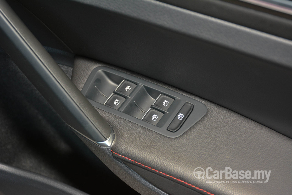 Volkswagen Golf GTI Mk7.5 (2018) Interior