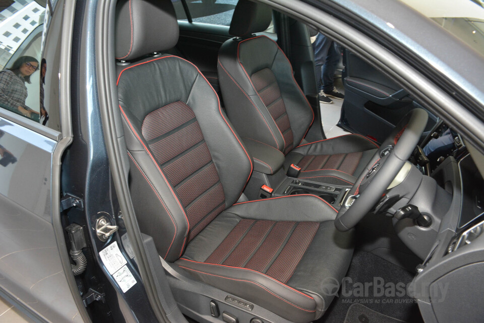 Mercedes-Benz SLC R172 Facelift (2016) Interior