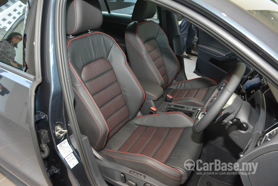 Volkswagen Golf GTI Mk7.5 (2018) Interior
