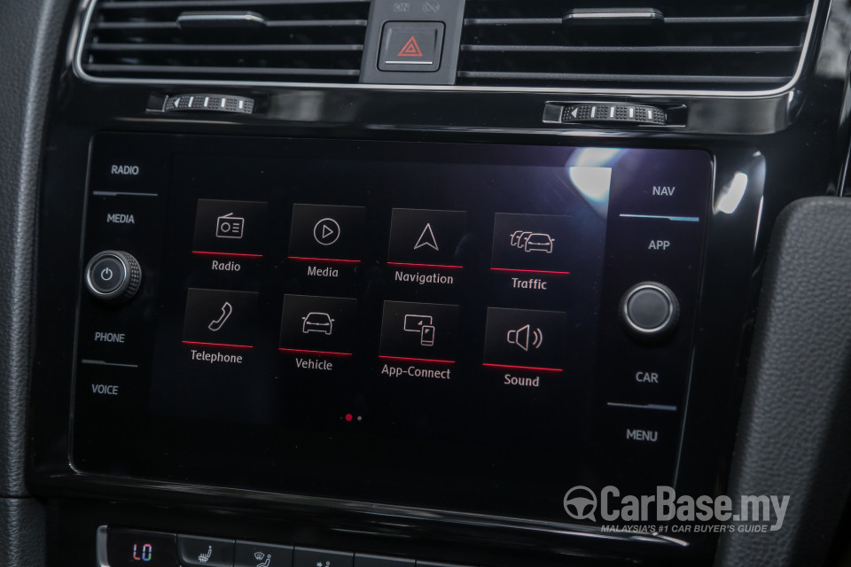 Volkswagen Golf GTI Mk7.5 (2018) Interior