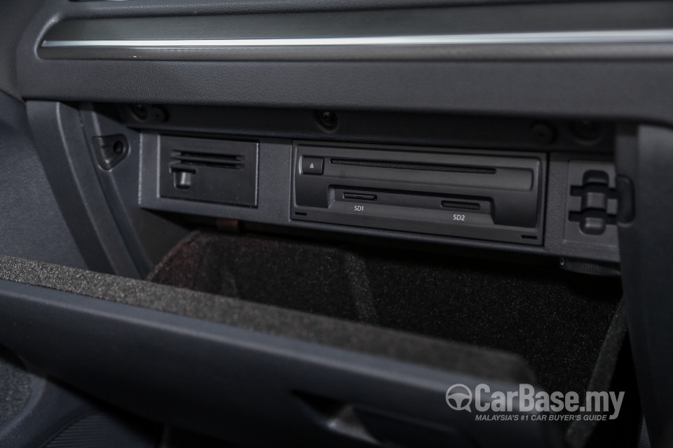 Volkswagen Golf GTI Mk7.5 (2018) Interior