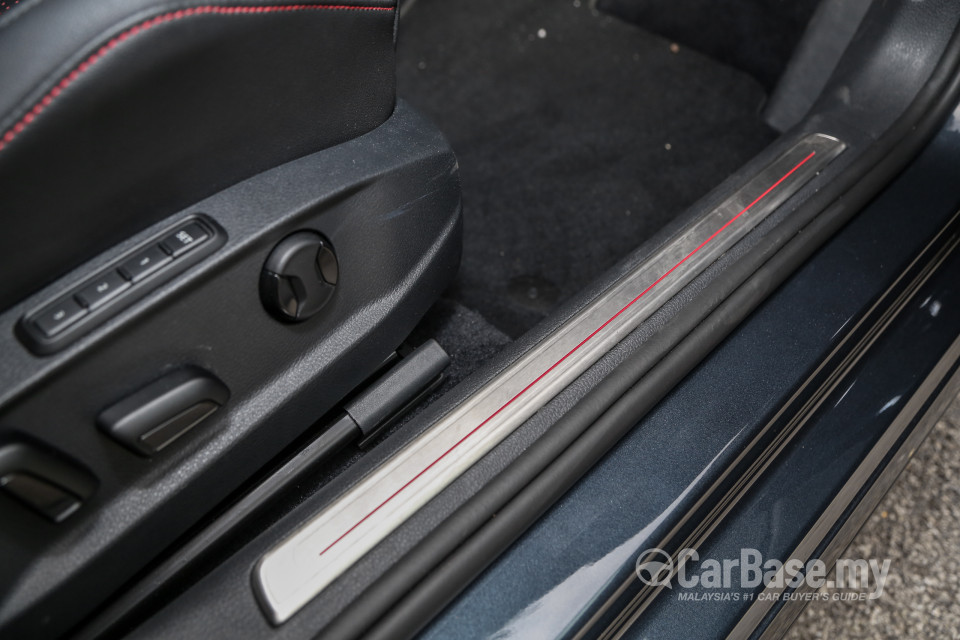 Volkswagen Golf GTI Mk7.5 (2018) Interior