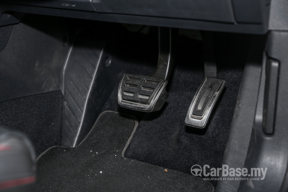Volkswagen Golf GTI Mk7.5 (2018) Interior