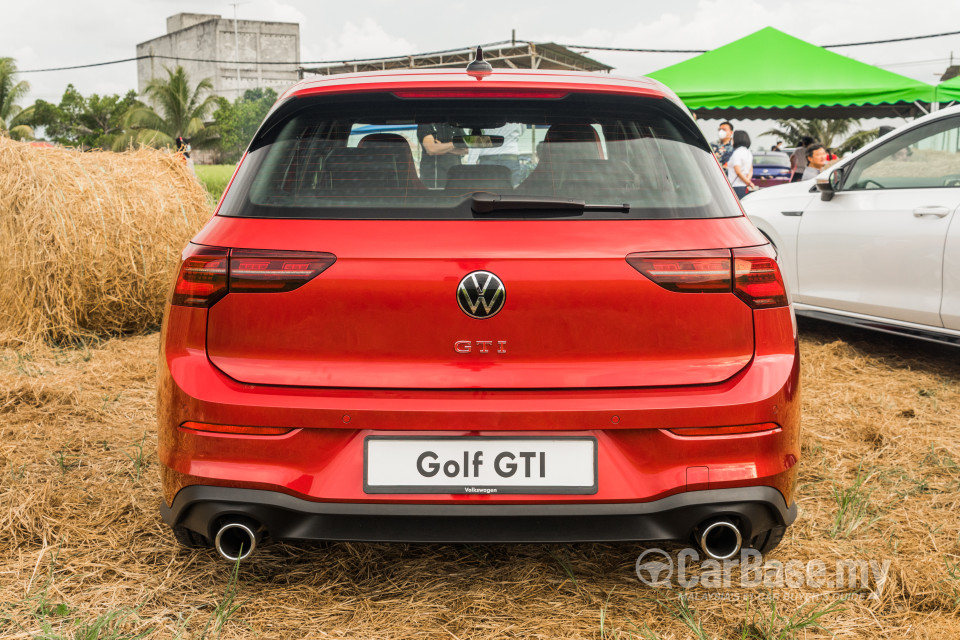 Volkswagen Golf GTI Mk8 (2022) Exterior