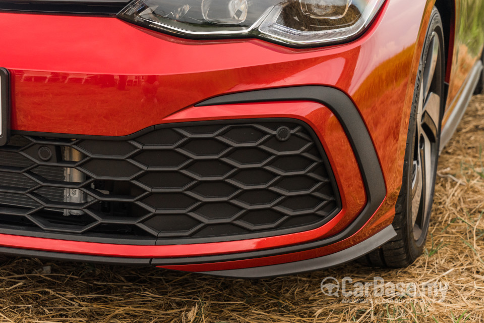 Volkswagen Golf GTI Mk8 (2022) Exterior