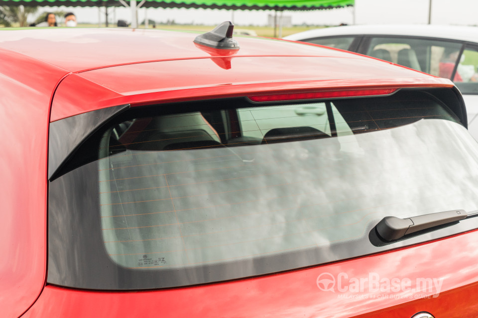 Volkswagen Golf GTI Mk8 (2022) Exterior