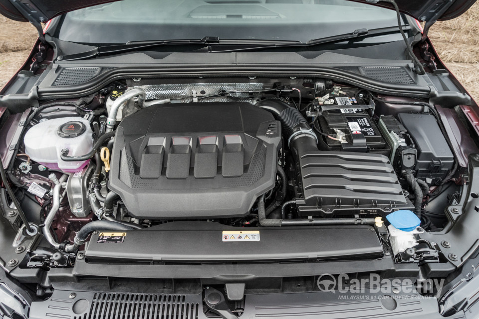 Volkswagen Golf GTI Mk8 (2022) Exterior