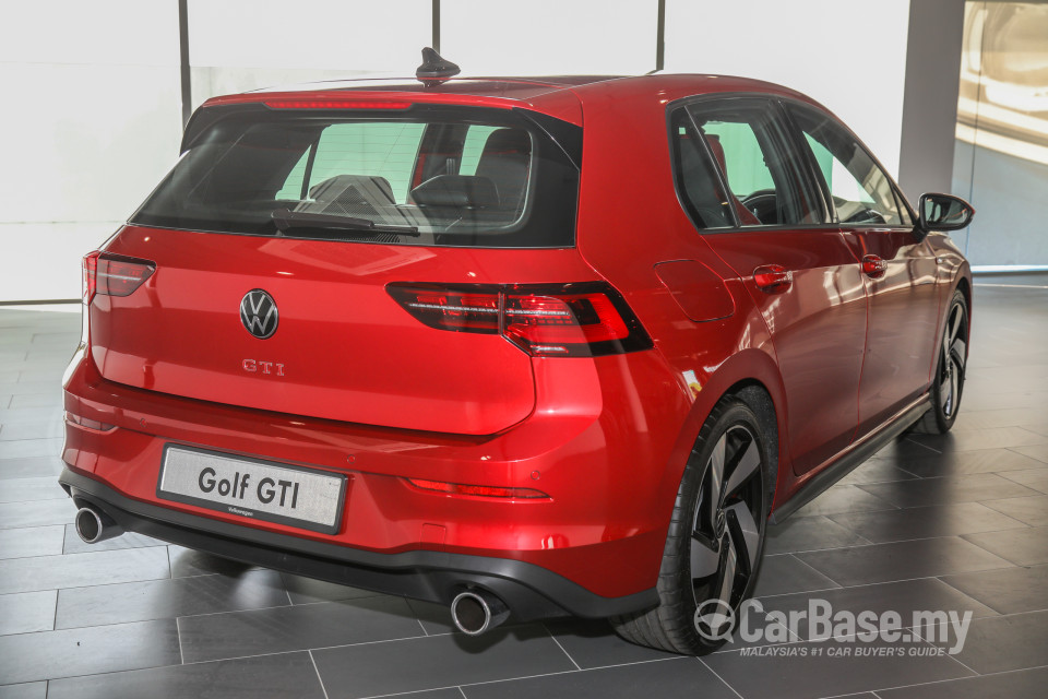 Volkswagen Golf GTI Mk8 (2022) Exterior