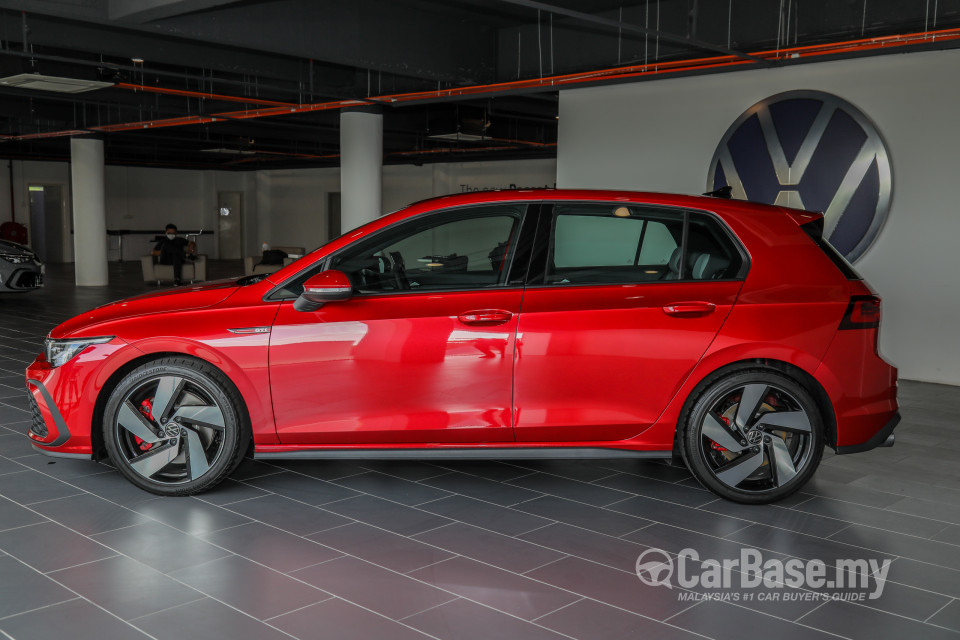 Volkswagen Golf GTI Mk8 (2022) Exterior