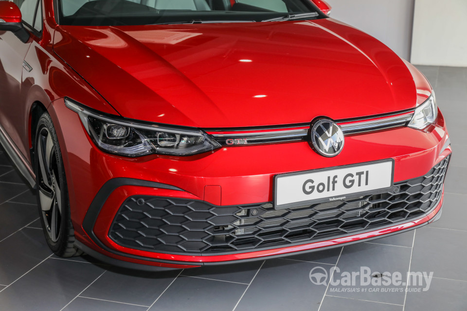 Volkswagen Golf GTI Mk8 (2022) Exterior