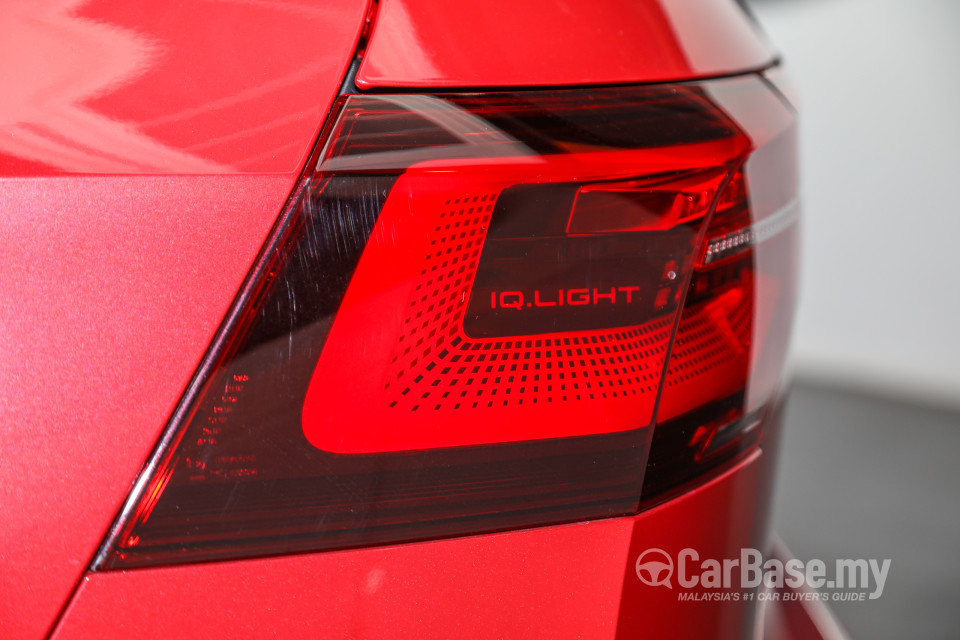Volkswagen Golf GTI Mk8 (2022) Exterior