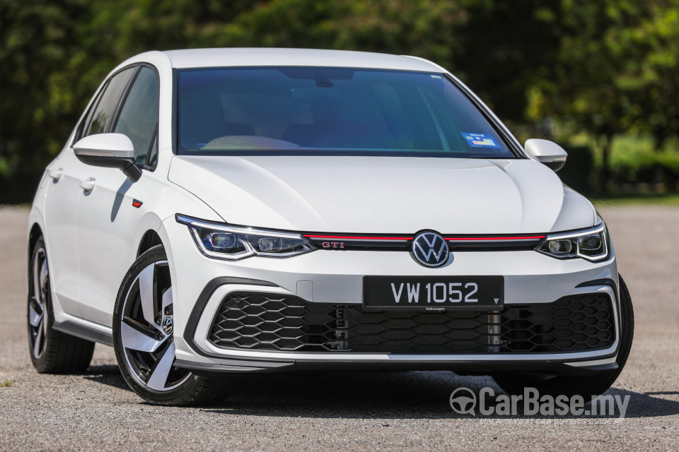 Volkswagen Golf GTI Mk8 (2022) Exterior