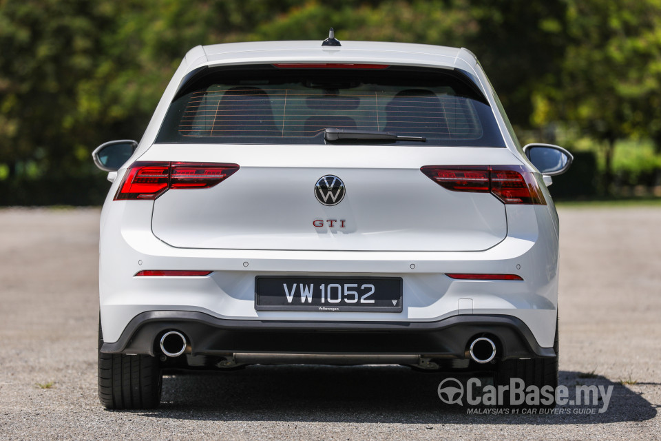Volkswagen Golf GTI Mk8 (2022) Exterior