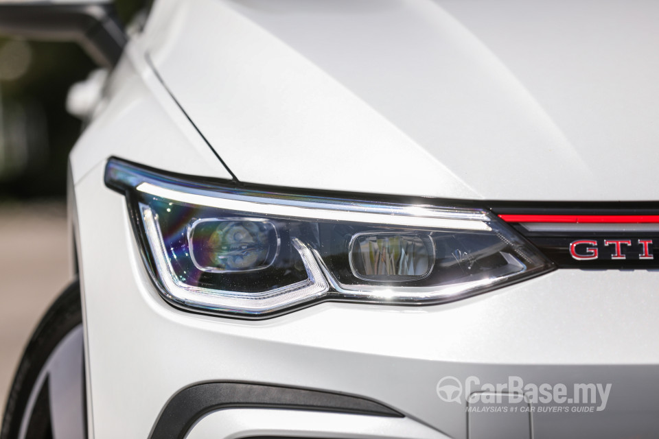 Volkswagen Golf GTI Mk8 (2022) Exterior