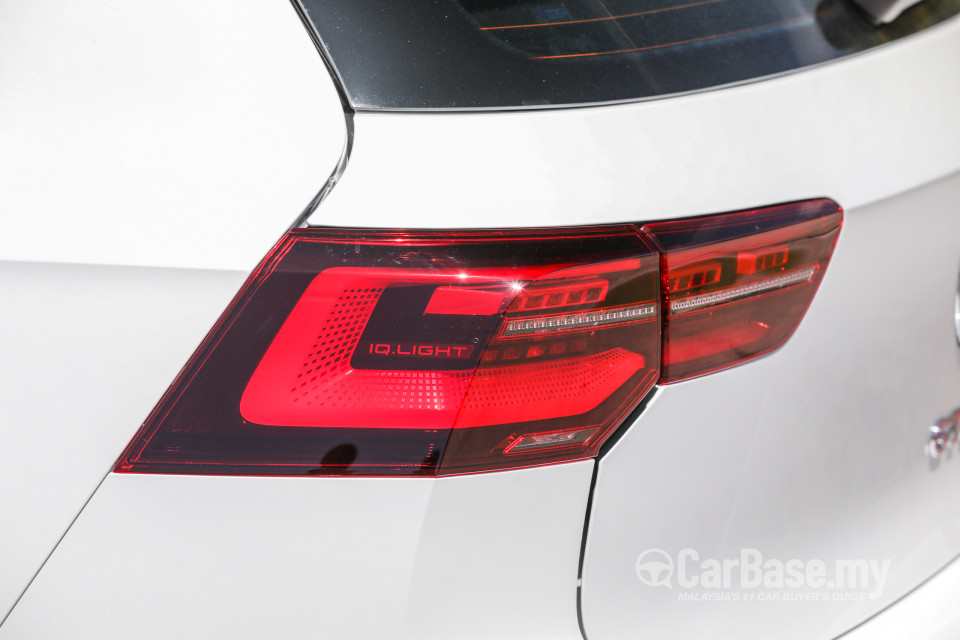 Volkswagen Golf GTI Mk8 (2022) Exterior