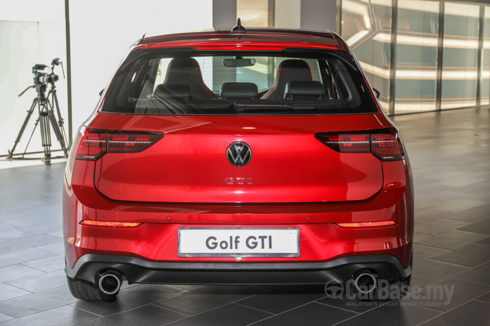 Volkswagen Golf GTI Mk8 (2022) Exterior