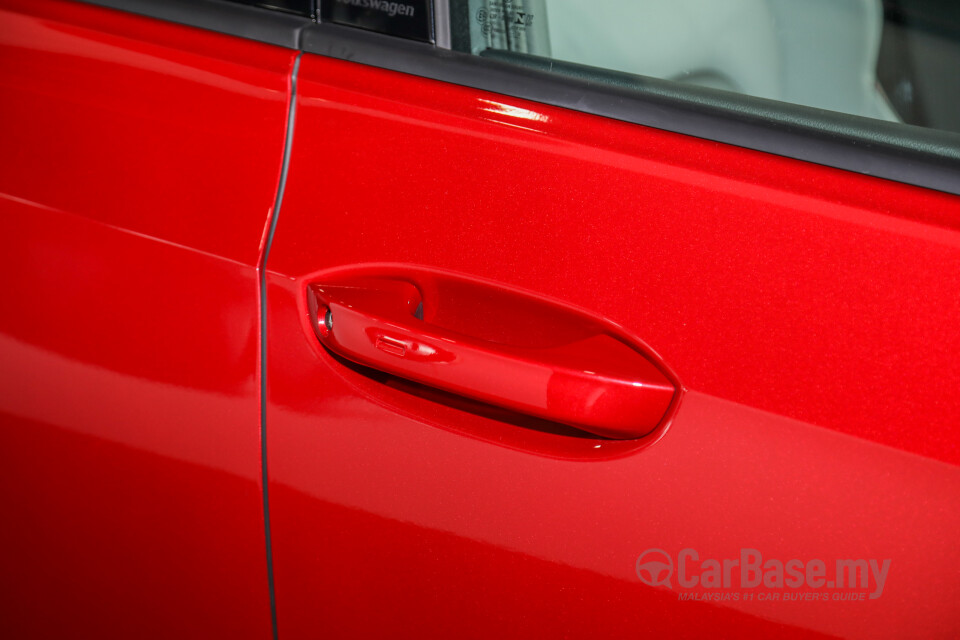 Volkswagen Golf GTI Mk8 (2022) Exterior
