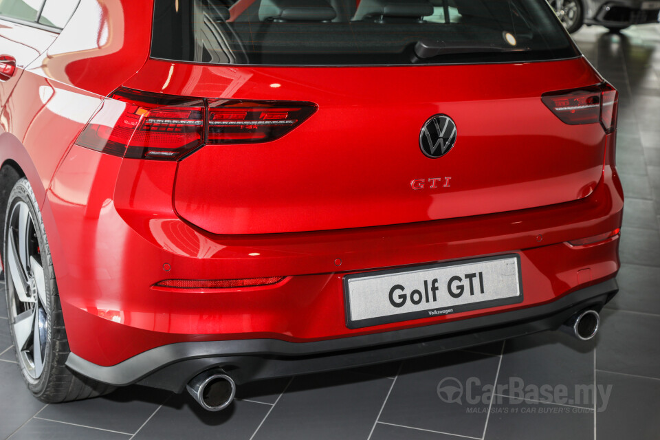Volkswagen Golf GTI Mk8 (2022) Exterior