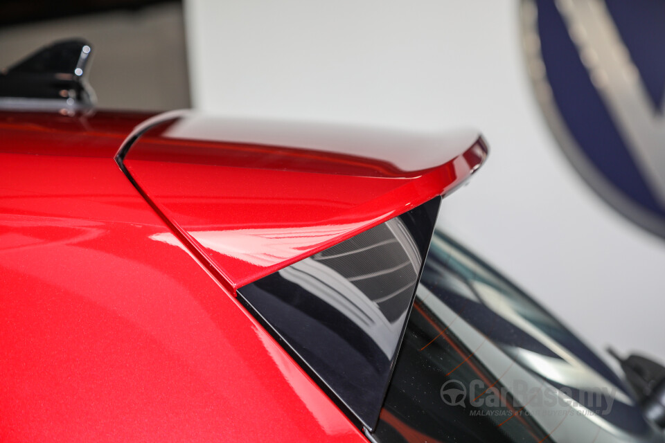 Volkswagen Golf GTI Mk8 (2022) Exterior