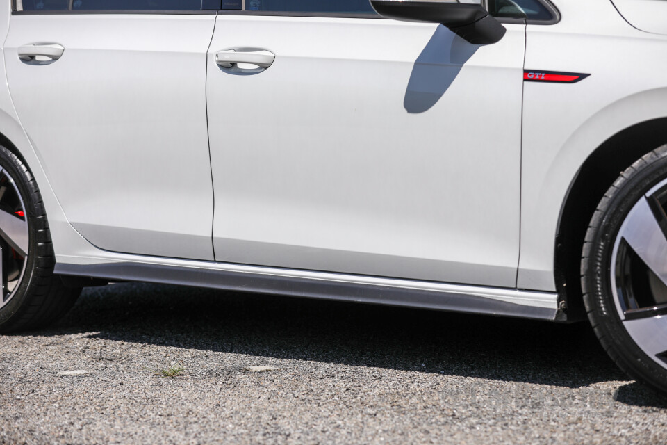 Volkswagen Golf GTI Mk8 (2022) Exterior