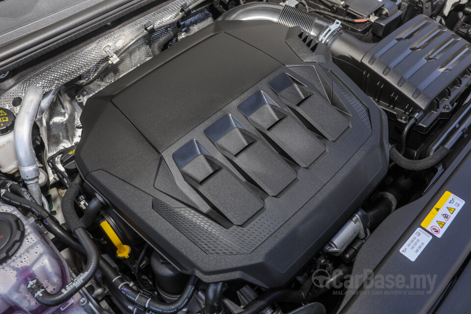 Volkswagen Golf GTI Mk8 (2022) Exterior