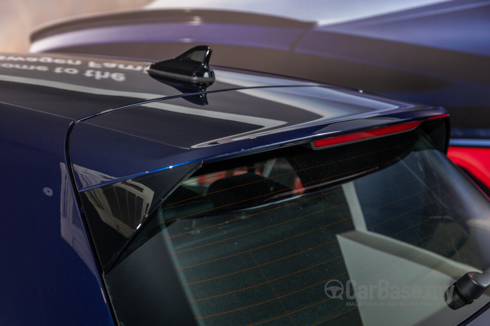 Volkswagen Golf GTI Mk8 (2022) Exterior
