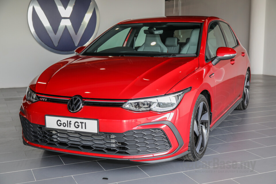 Volkswagen Golf GTI Mk8 (2022) Exterior
