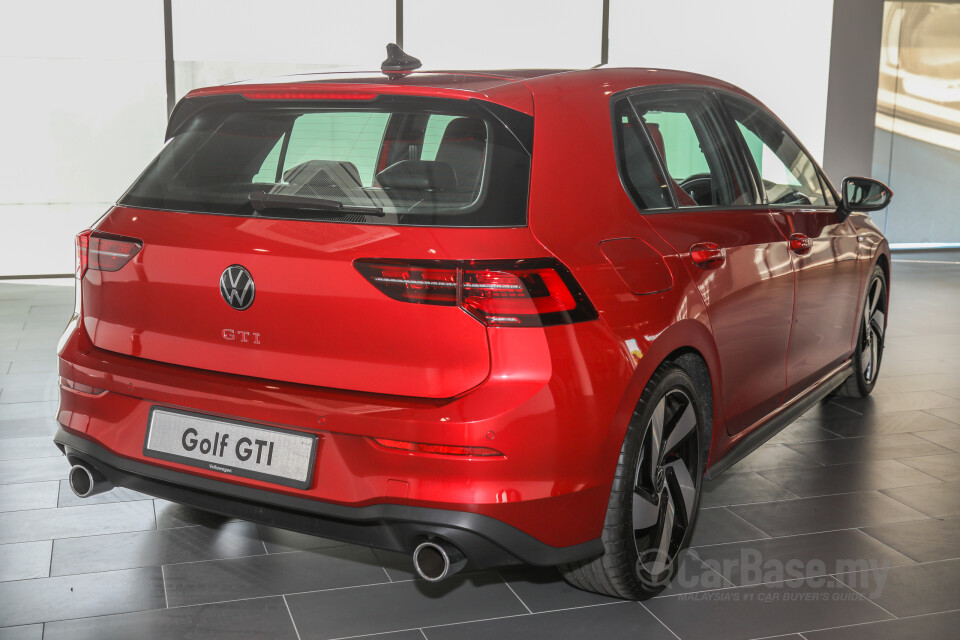 Volkswagen Golf GTI Mk8 (2022) Exterior